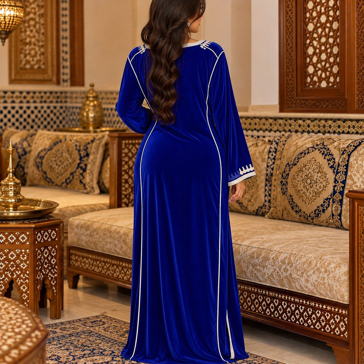 Djellaba Marocaine en Velours – Élégance & Raffinement