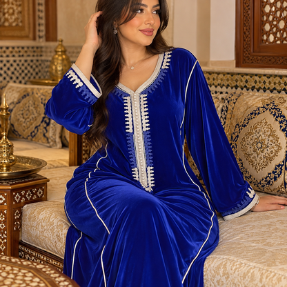 Djellaba Marocaine en Velours – Élégance & Raffinement